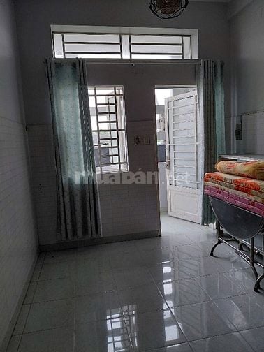 Nhà mặt tiền Vị Trí Cực Đẹp , tiện kinh doanh mua bán, sát Võ Văn Kiệt