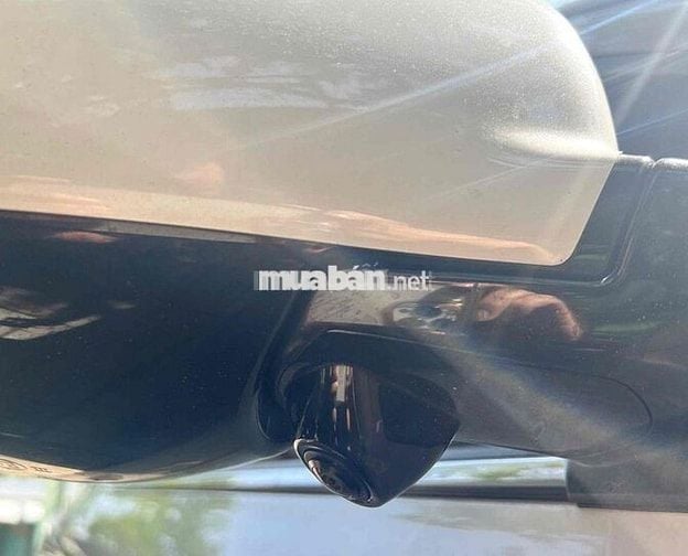 XE HIẾM OUTLANDER PRE 2.0L trắng đẹp- cần bán ngay