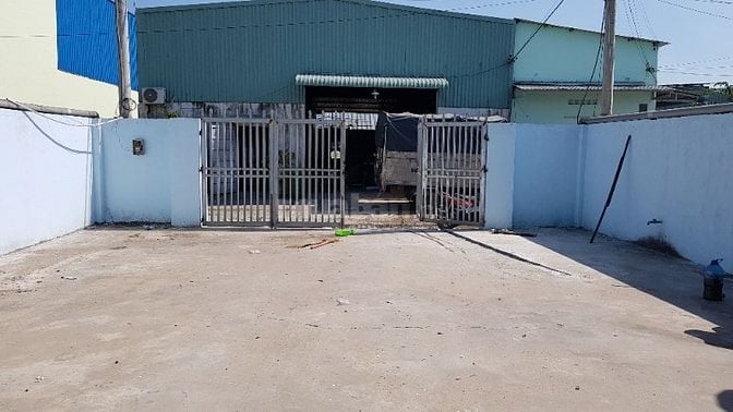 Nhà xưởng cho thuê phường thạnh lộc quận 12 dt: 400m giá 18 triêu/thán