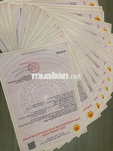 Nhà giáp q12, SHR, KDC  có hồ bơi, trường học đầy đủ như hình 375tr