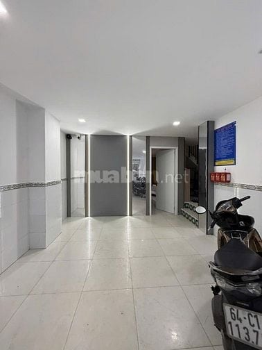 Bán CHDV ĐH Văn Lang - Nguyễn Thái Sơn, Gò Vấp: 4( NH: 5,5m) x 15,3m.