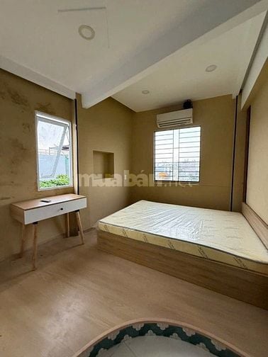 Bán CHDV ĐH Văn Lang - Nguyễn Thái Sơn, Gò Vấp: 4( NH: 5,5m) x 15,3m.