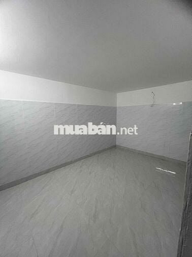 nhà 2căn 1 sổ hẻm 4m đúc lửng 2 pn 2 tolet. 1 phòng thờ