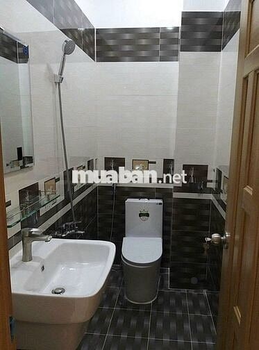 Cần cho thuê nhà HXH 45/4A Nguyễn Văn Đậu P.6 Q.Bình Thạnh