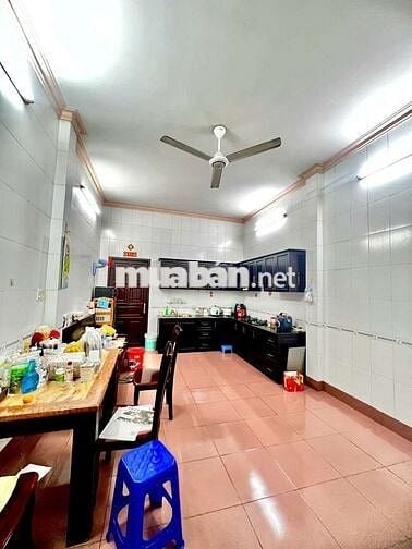 Nhà cho thuê khu Tên lửa Dt 4x20. Xây 3,5 tấm làm văn phòng cty 21 tr