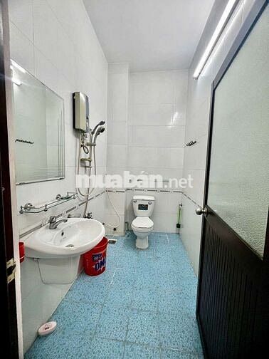 Nhà cho thuê khu Tên lửa Dt 4x20. Xây 3,5 tấm làm văn phòng cty 21 tr