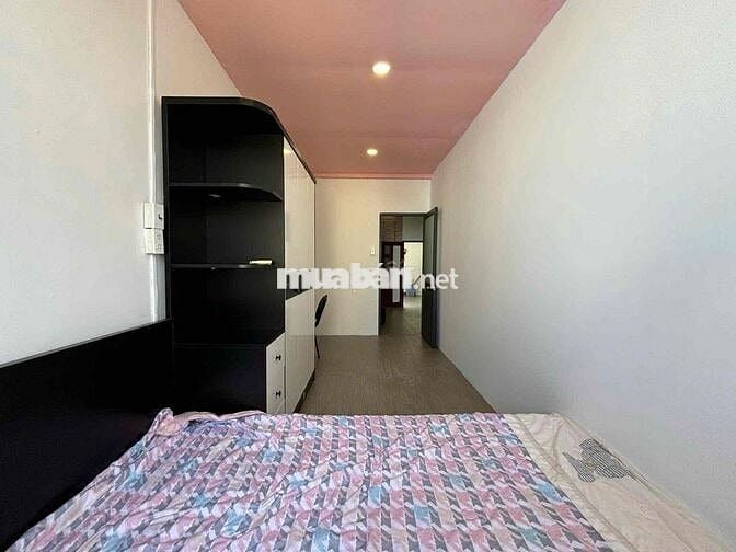 Cho Thuê Căn Hộ 2pn1wc Rộng 70m2 Cửa 02 Sổ Trời Full NT Ở CMT8 Quận 3