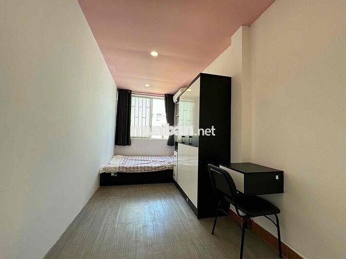 Cho Thuê Căn Hộ 2pn1wc Rộng 70m2 Cửa 02 Sổ Trời Full NT Ở CMT8 Quận 3