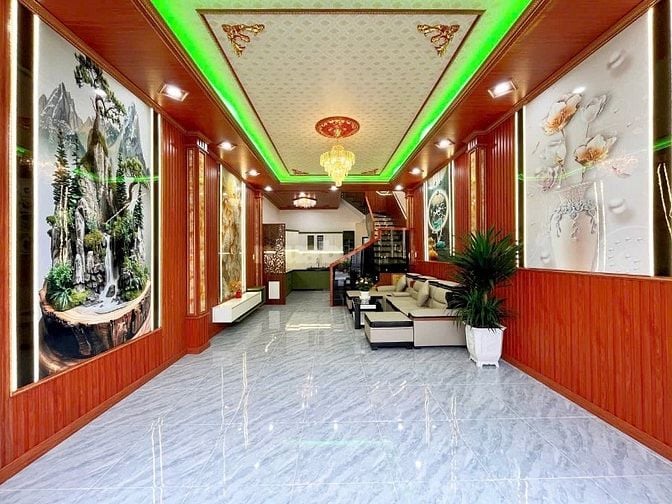 Bán nhà mới hoàn thiện - Chính chủ bán - đg nhựa 12m 