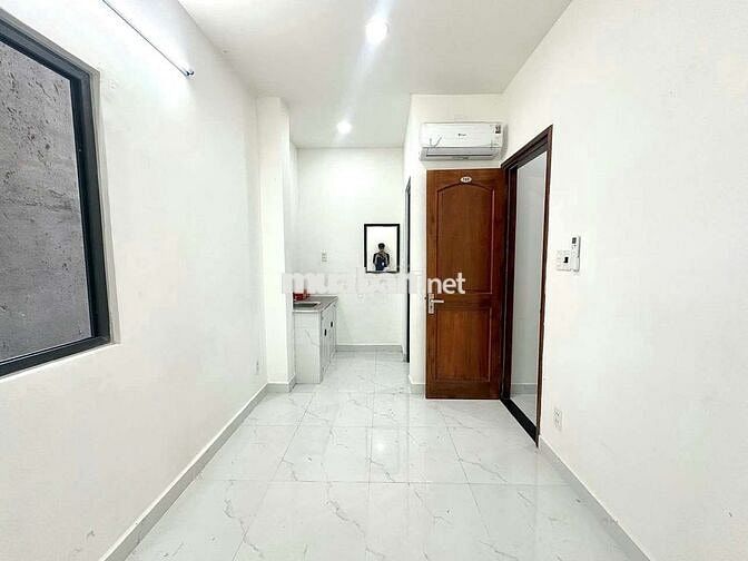 [Đúng giá - Đúng phòng] - Trọ ban công - Gần vòng xoay Lê Đại Hành Q10