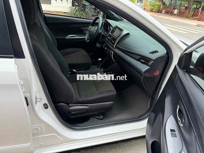 Toyota Yaris 1.5 G chạy được 26000 km đời 2017