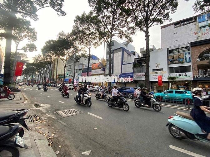 Mặt tiền đường 3/2 Quận 10, Trệt 2 Lầu, Giá 40tr