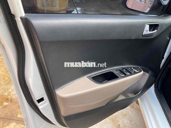 Hyundai Grand i10 2016 Sedan 1.2 bản đủ