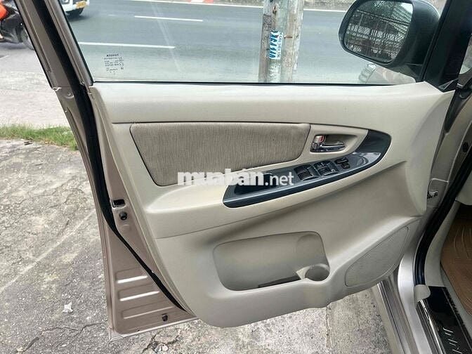 Toyota Innova 2016 2.0E Trả giá thả ga