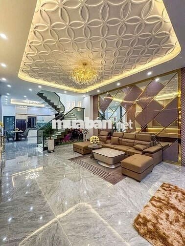 NHÀ 2 LẦU NỘI THẤT CAO CẤP - KDC HỒNG LOAN