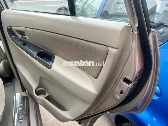 Toyota Innova 2016 2.0E Trả giá thả ga