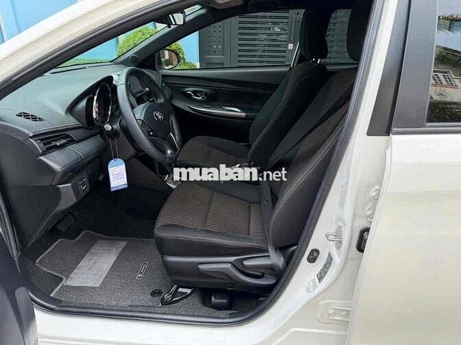 Toyota Yaris 1.5 G chạy được 26000 km đời 2017