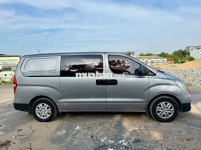 Hyundai Starex tải van