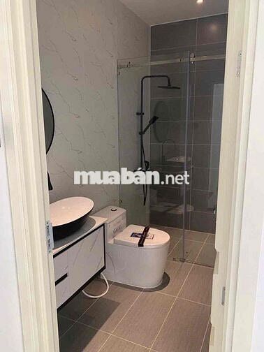 Nhà mới 90% hẻm 10 Tô Hiệu, 65m2, 4 tầng, 4PN, 5WC