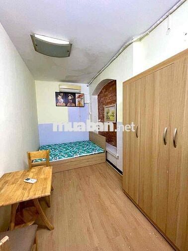 CĂN HỘ 2 KO GIAN NGỦ, TẦNG TRỆT SÂN TRƯỚC THOÁNG MÁT GẦN HOÀNG SA