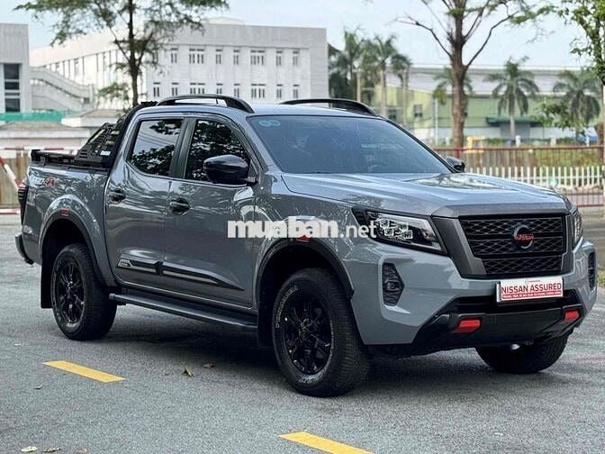 Nissan Navara 2023 Pro-4X 2.3 AT 4WD - 29000 km