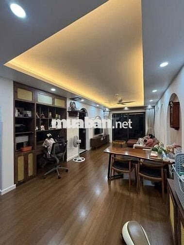 Chính chủ bán căn hộ chung cư phương đông green park sổ 1 trần thủ độ