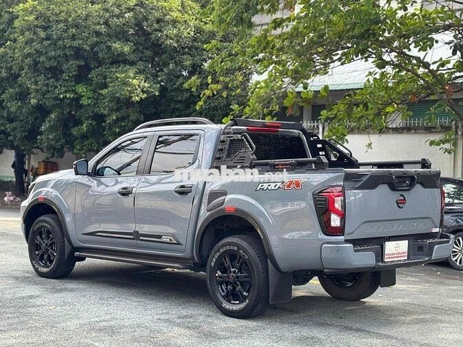 Nissan Navara 2023 Pro-4X 2.3 AT 4WD - 29000 km