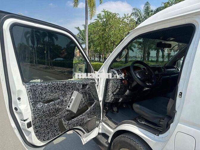 Toyota Hiace tải van 3 chỗ /930kg đời 2006 máy dâu