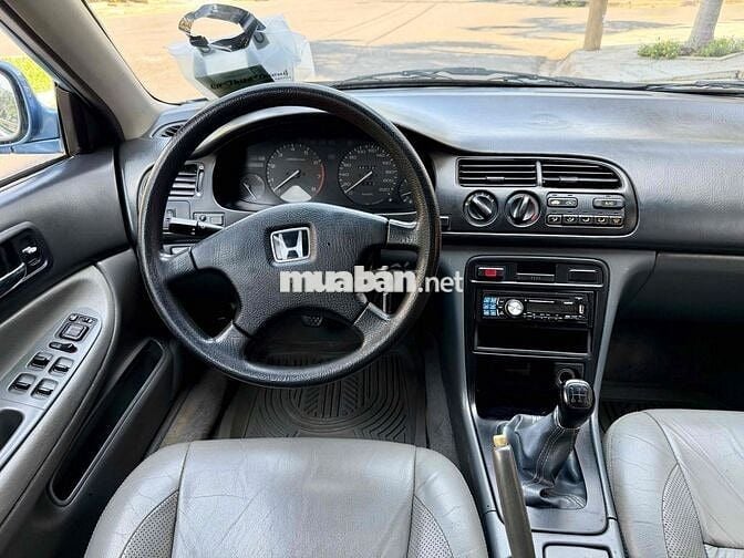 Honda Accord 1994 MT số sàn xe rất đẹp