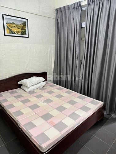 Cho thuê căn hộ tập thể Bộ Thủy sản ngõ 20 Nguyễn Công Hoan 