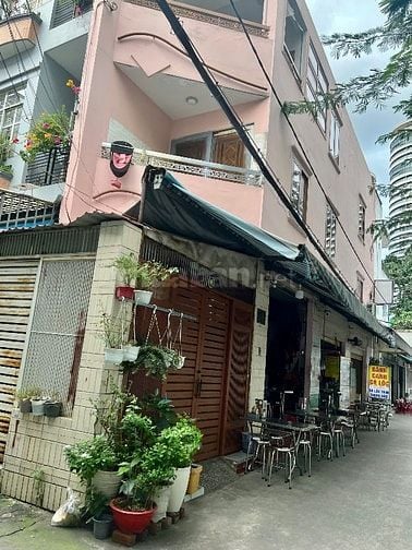 Kẹt tiền bán gấp nhà hẻm xe hơi quận bình thạnh