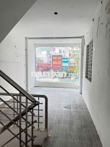 Cho thuê nhà 3 tầng – mặt đường Trần Phú, Hà Đông