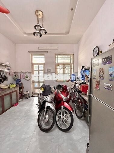 Nhà hẻm sạch 4PN ngang 8m Tân Kỳ Tân Quý 67m² – Tân Phú – 5.3 tỷ