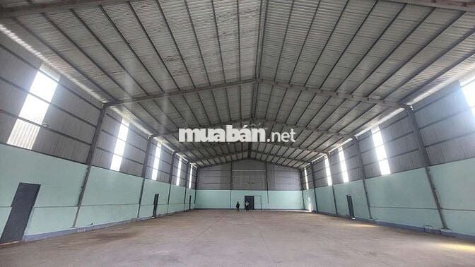 Bán 2444m2 đất-400 thổ có nhà xưởng 1000m2 - 2mặt tiền đường container