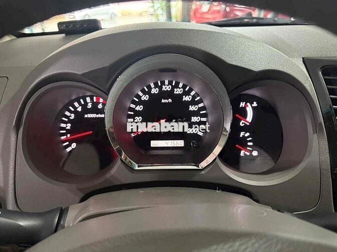 Toyota Fortuner trd 2 cầu 2011 2.7V - 43000 km