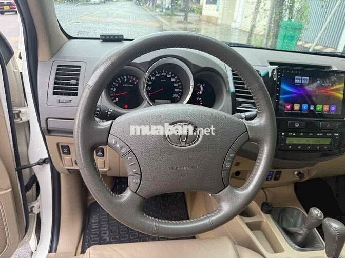 Toyota Fortuner trd 2 cầu 2011 2.7V - 43000 km