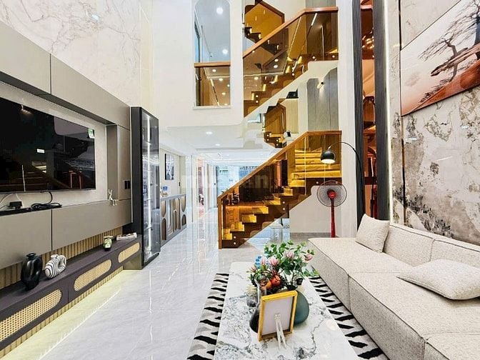 Hạ giá bán gấp nhà 37m² đường Âu Dương Lâm, P3, Q8. Xây 4 tầng, hẻm 5m