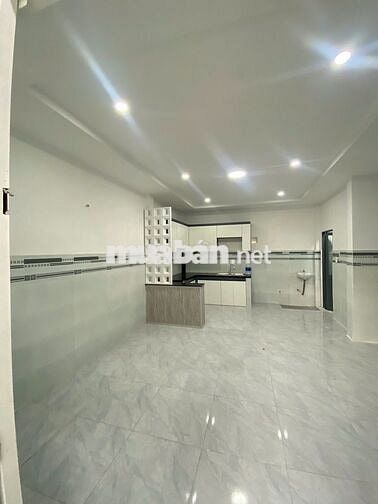 Bán nhà Thới An Q12 35m2 nhỉnh 3 tỷ dọn vào ở ngay! SHR sang tên GẤP .