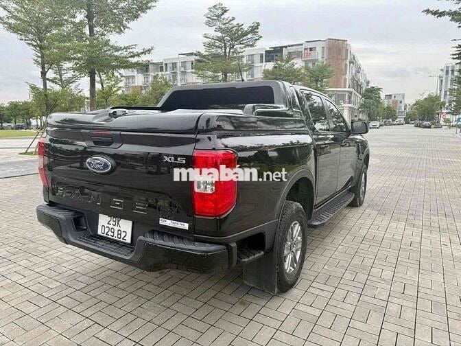 Ford Ranger 2023 XLS 2.0L 4x2 AT 1 chủ zin đét