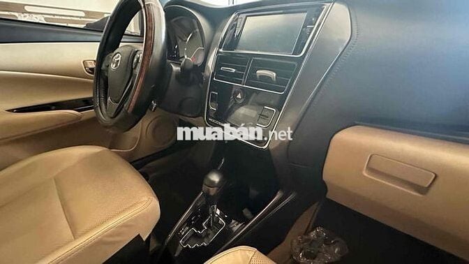 yaris nhập thái còn rất mới