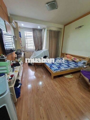 Nhà 4 tầng mặt tiền đường 84 cao lỗ p4 q8 DT 4m x 20m trệt 3 lầu