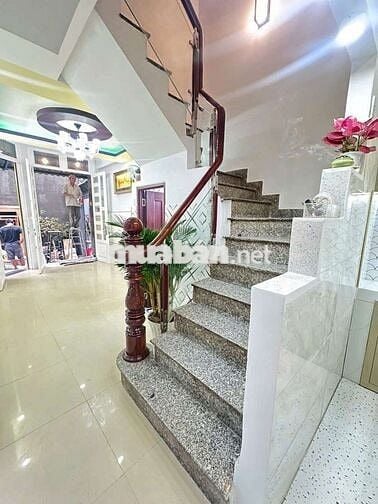 Bán nhà góc hẽm 3,5 m nguyễn văn luông ! P11 Q6