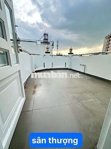 Bán nhà góc hẽm 3,5 m nguyễn văn luông ! P11 Q6