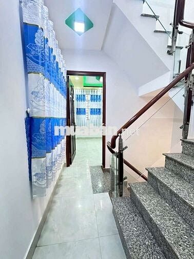 Bán nhà góc hẽm 3,5 m nguyễn văn luông ! P11 Q6