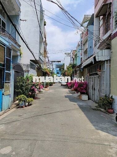 Nhà Bà Hom - Quận 6 - Chợ Phú Lâm - Hẻm 6M - 35M2 - Chỉ 3.8 Tỉ