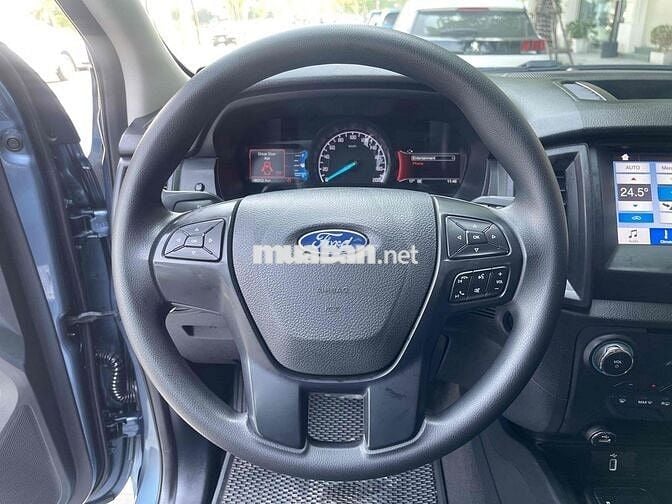 Ford Everest 2019 bản 2.0 4x2 AT xe đẹp xuất sắc