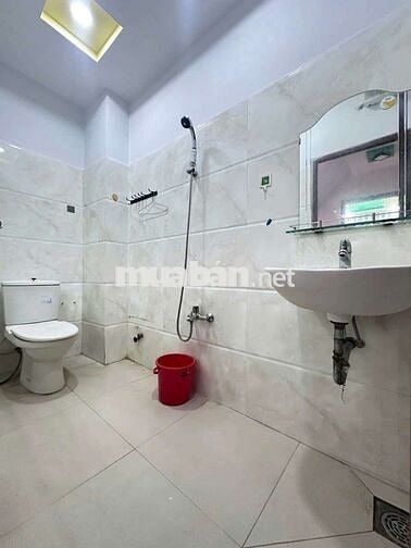 Bán nhà góc hẽm 3,5 m nguyễn văn luông ! P11 Q6