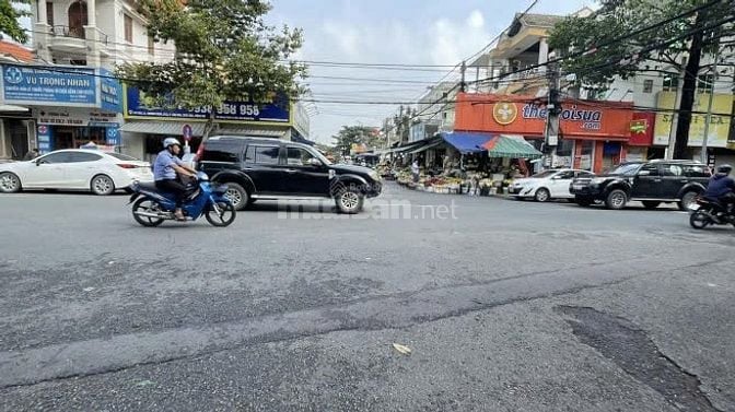 Chính chủ bán Nhà Lô Góc 2 Mặt Tiền Đường Trương Định, Tân Mai, TP Bi