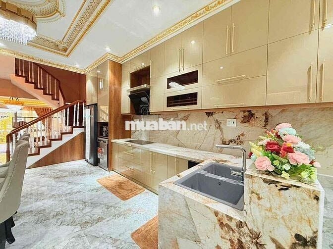 Nhà 3 tầng sát Nguyễn Phước Lan vs Minh Mạng tại Hoà Xuân