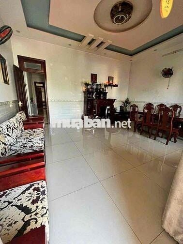 Chủ kẹt tiền bán nhanh nhà đẹp 1 trệt 1 lầu ngay Bửu Hoà cũ 🔥